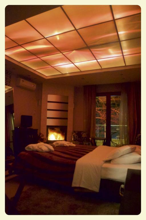 Nymfes Hotel กาโต ลูตรากี ห้อง รูปภาพ