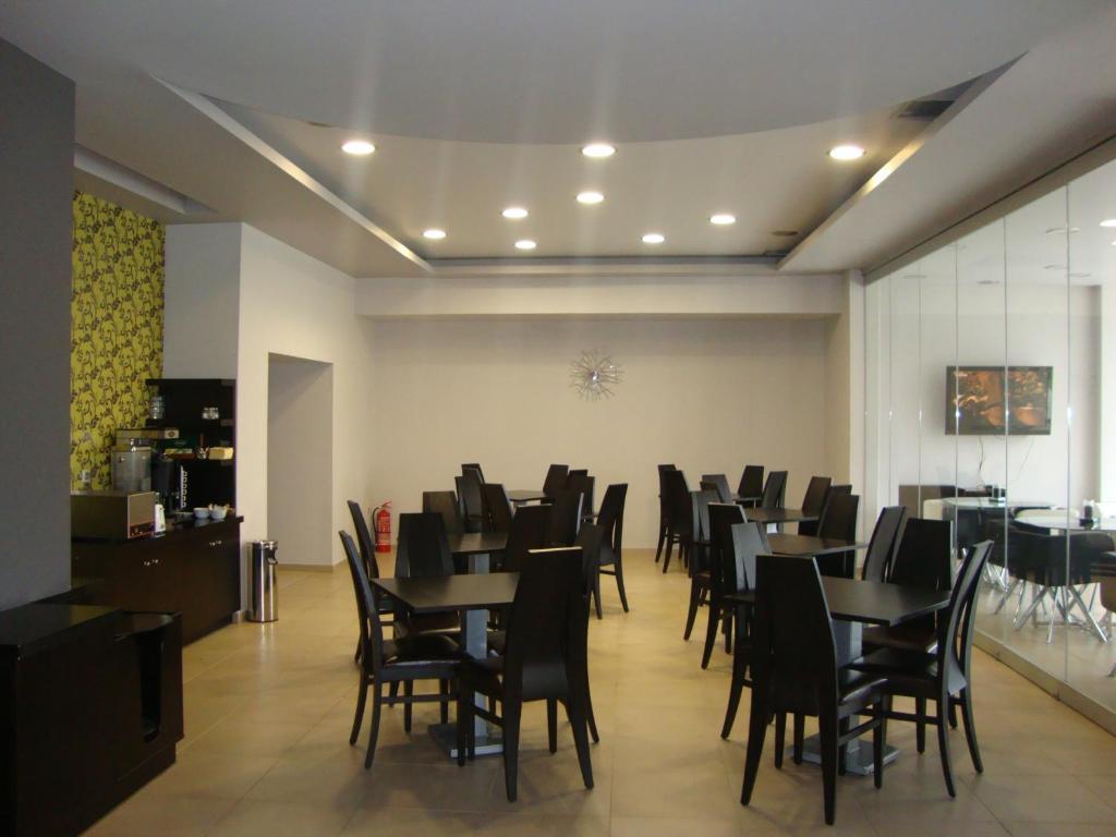 Nymfes Hotel กาโต ลูตรากี ภายนอก รูปภาพ